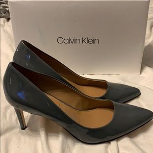 Calvin Klein Pumps